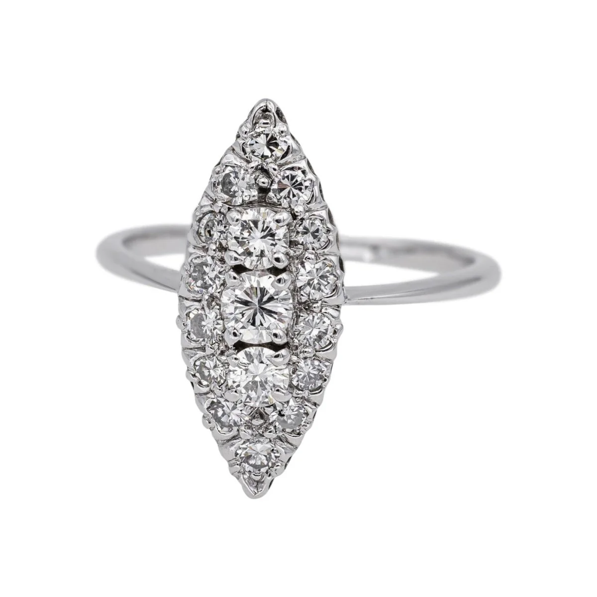 Bague Marquise en or blanc et diamants - Image 3