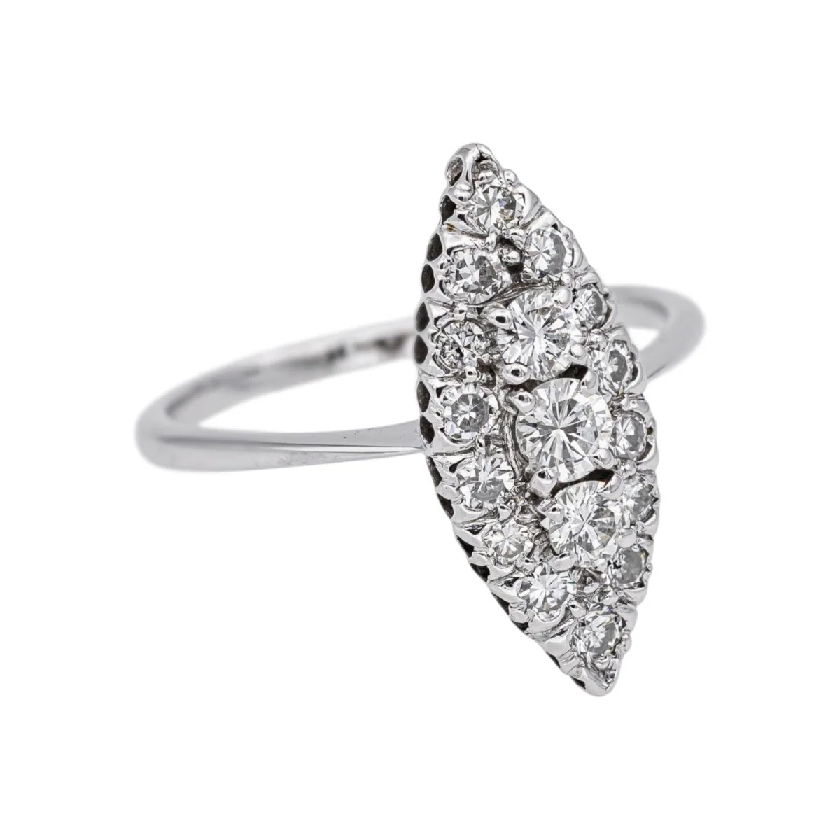 Bague Marquise en or blanc et diamants - Image 6