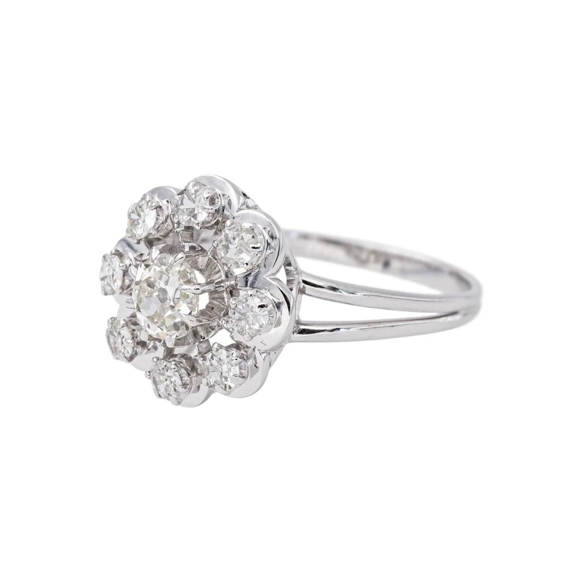 Bague Marguerite en or blanc et diamants - Image 3