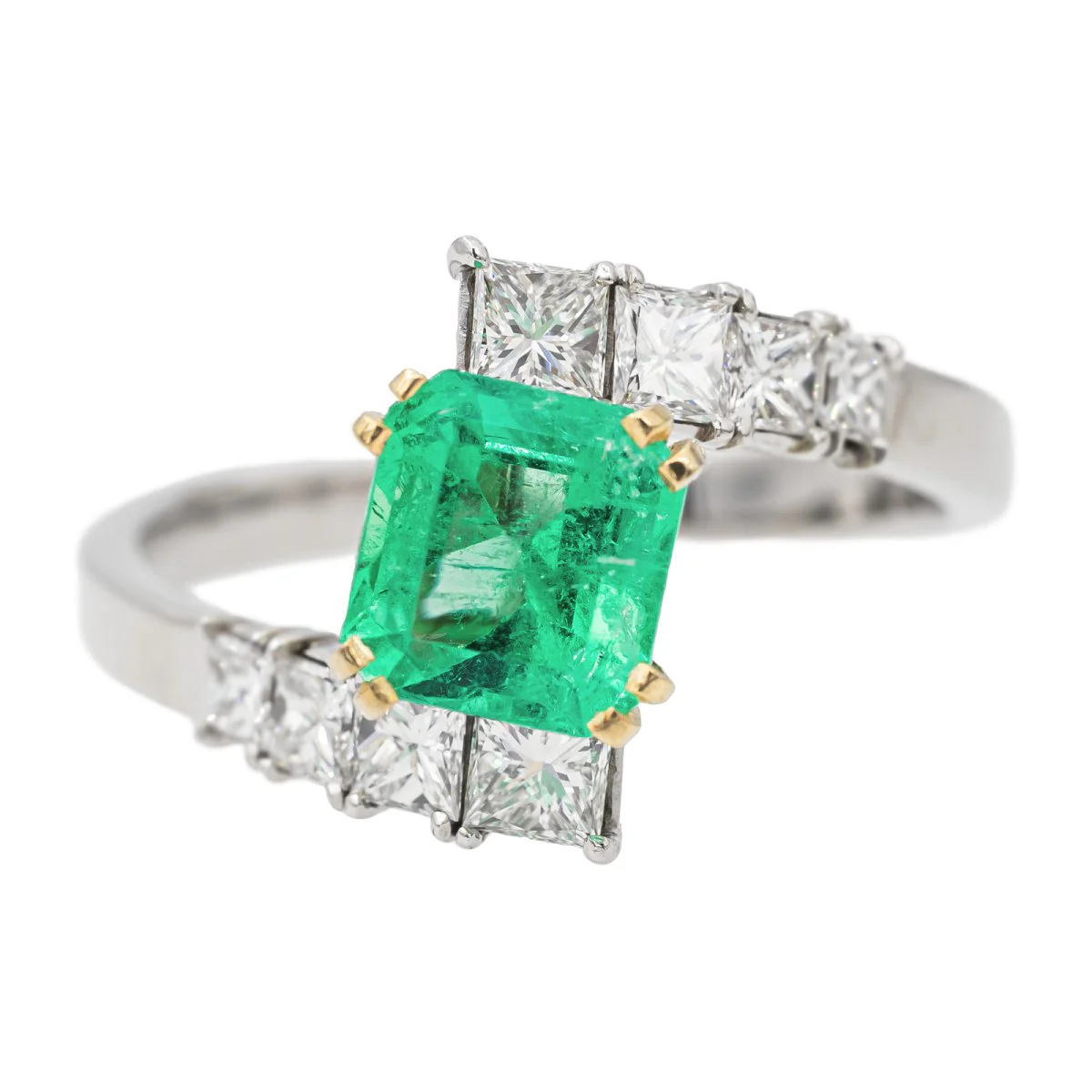 Bague en Or blanc et Emeraude