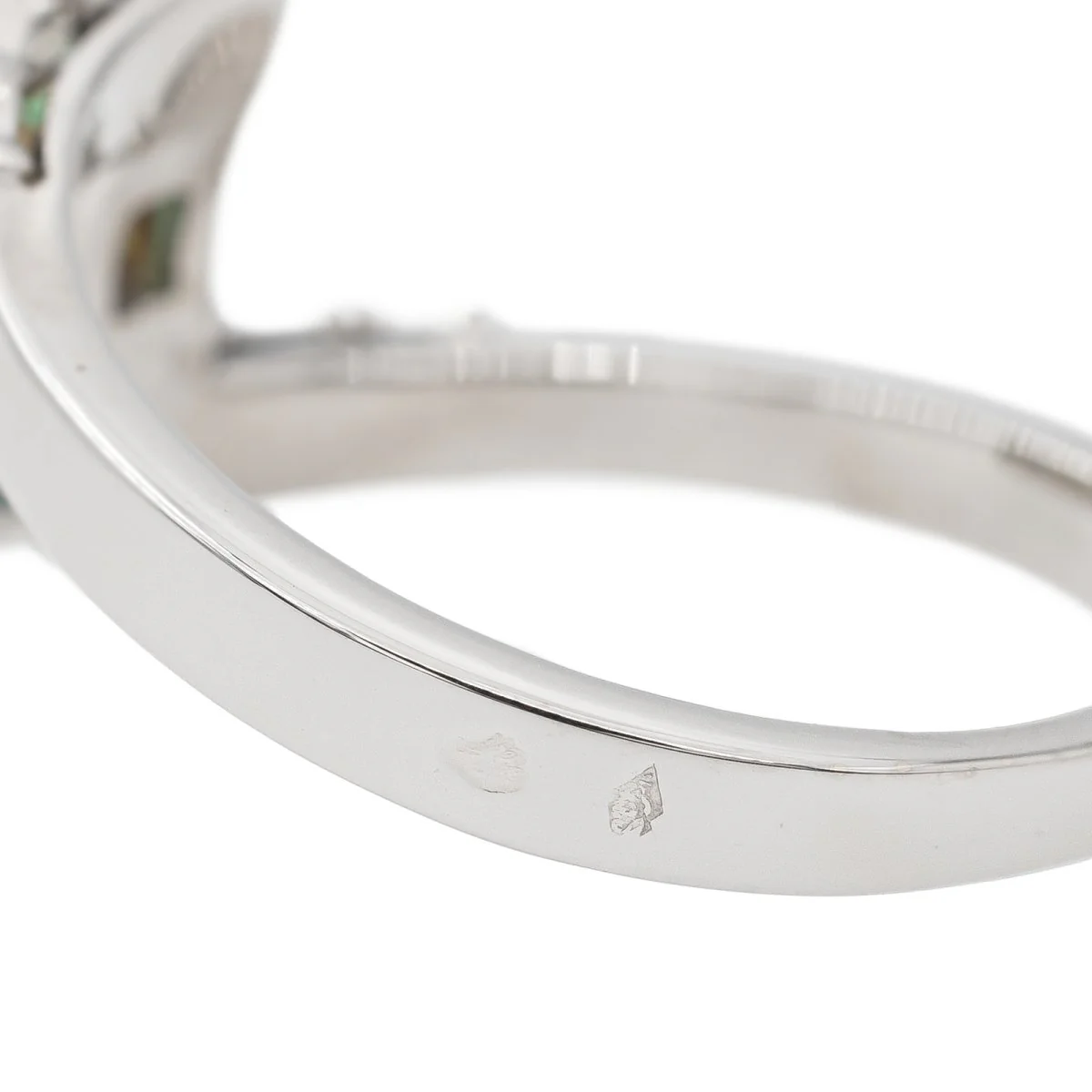 Bague en Or blanc et Emeraude - Image 6