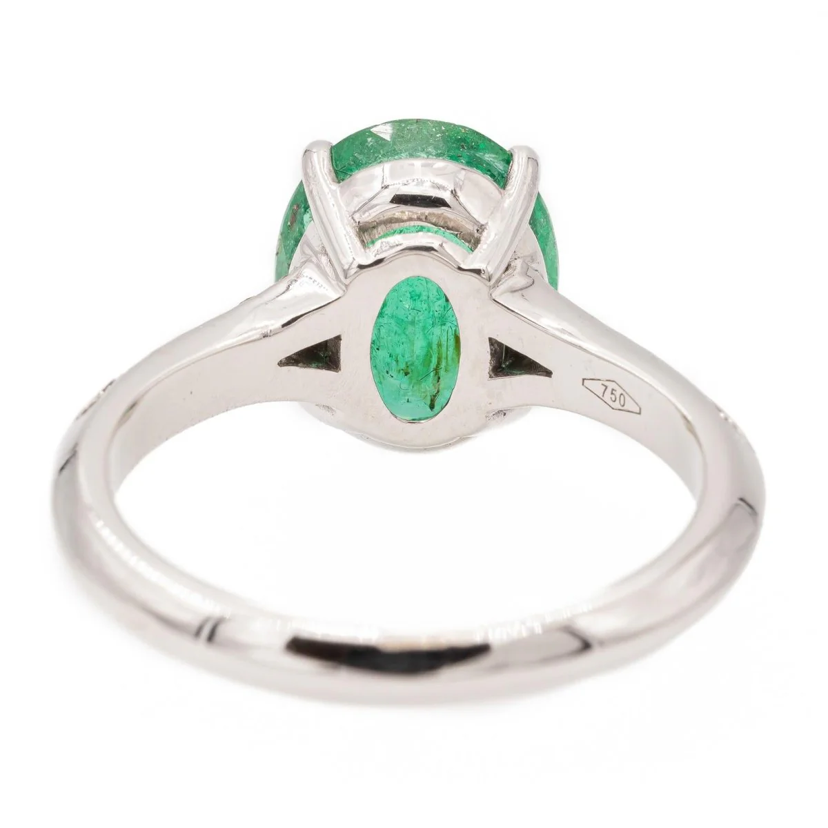 Bague Pompadour en or blanc et émeraude - Image 4