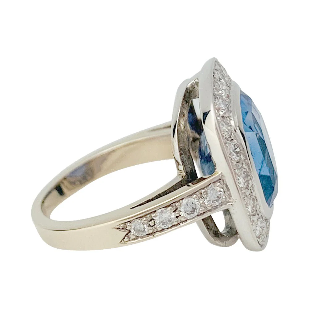 Bague or blanc entourage diamants, saphir 5 carats - Image 7