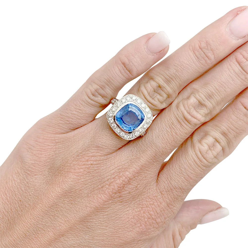 Bague or blanc entourage diamants, saphir 5 carats - Image 9