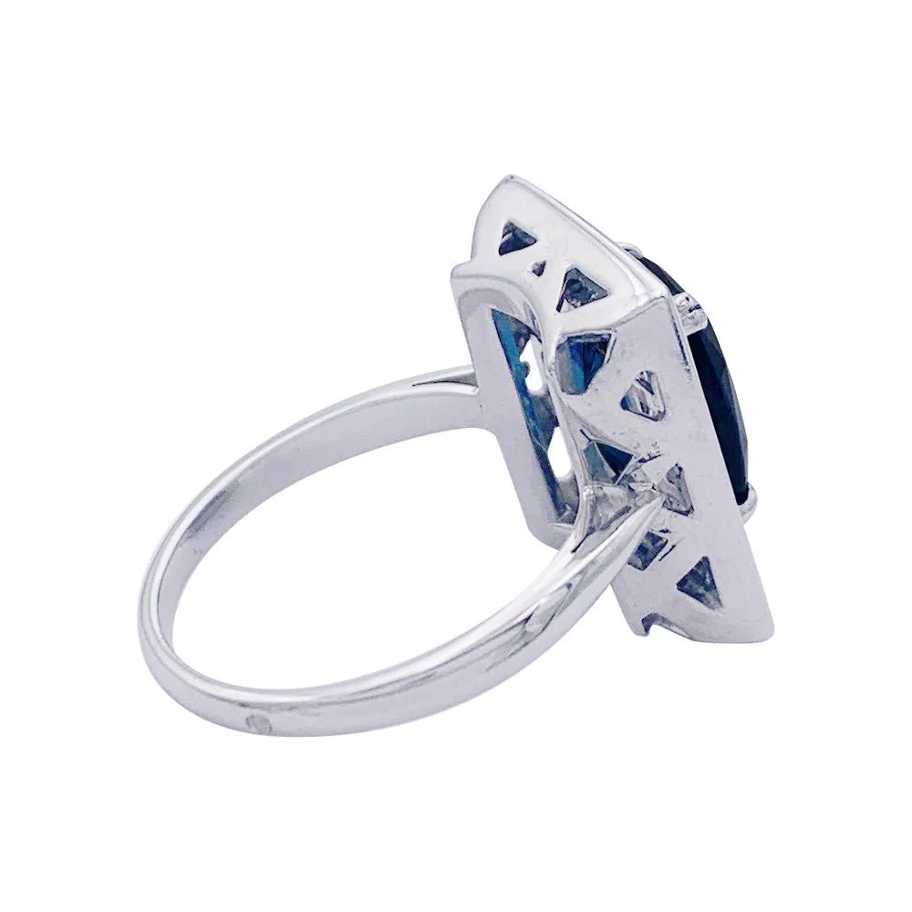 Bague or blanc, saphir 3,84 cts et diamants baguettes - Image 7