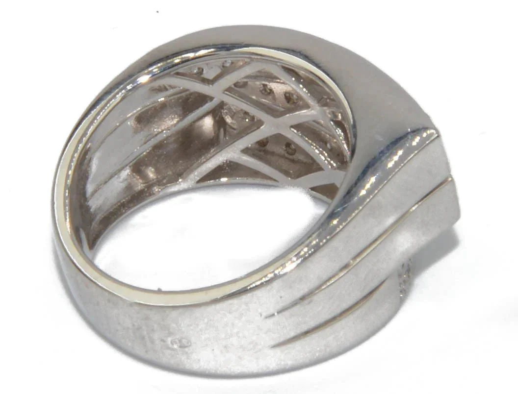 Bague or gris et diamant asymetrique - Image 5