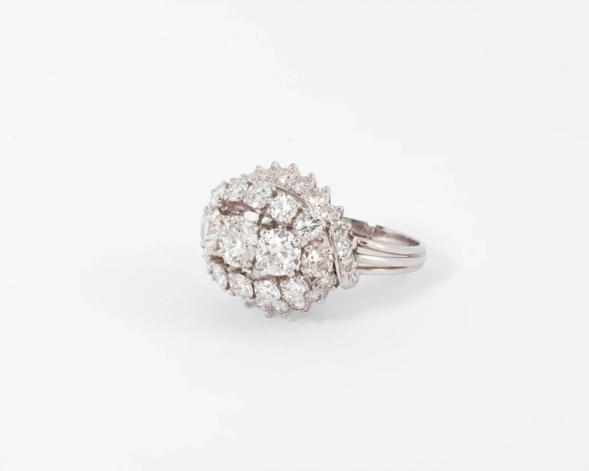 Bague or gris et diamants des années 1960 - Image 2