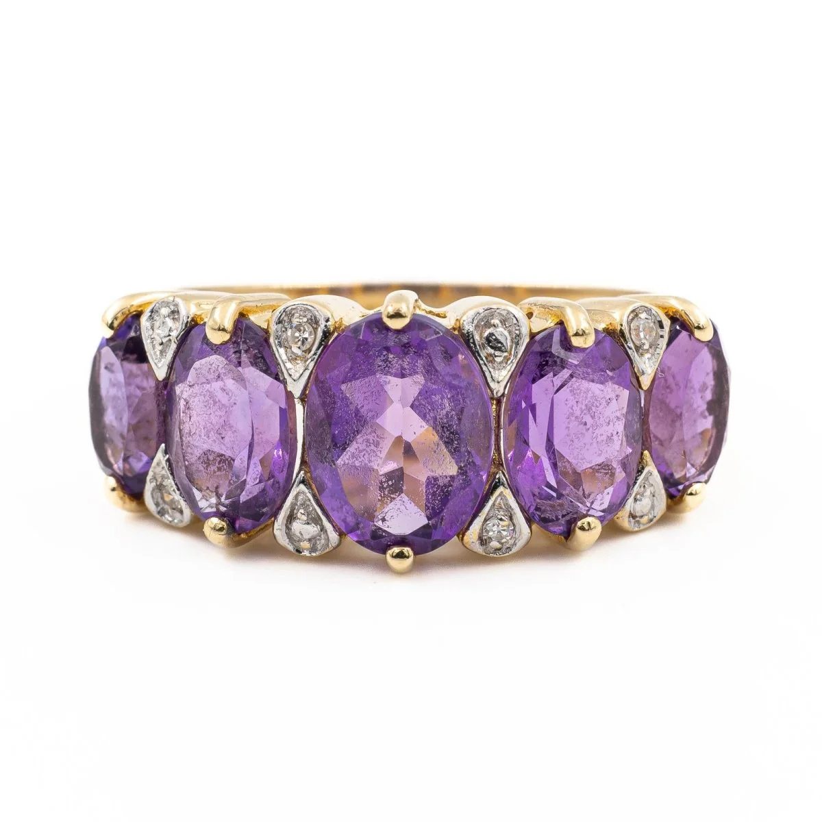 Bague Cocktail en or jaune, diamants et améthyste