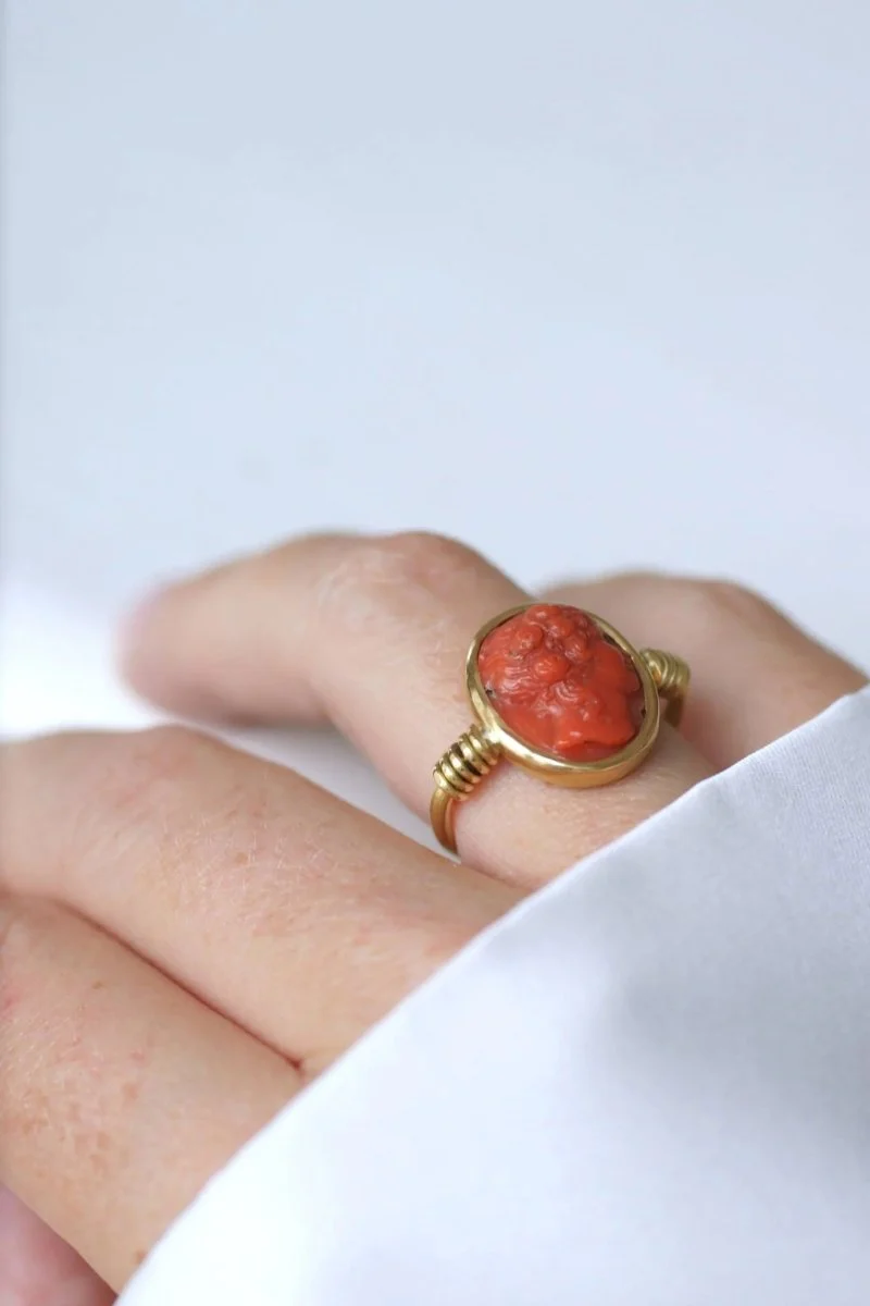 Bague style antique camée corail - Image 3