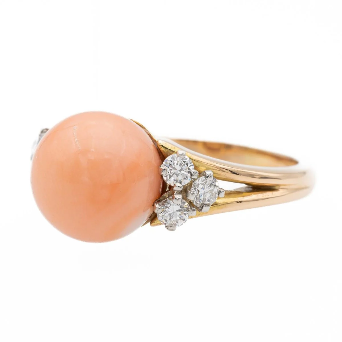 Bague en or jaune, or blanc et corail - Image 3