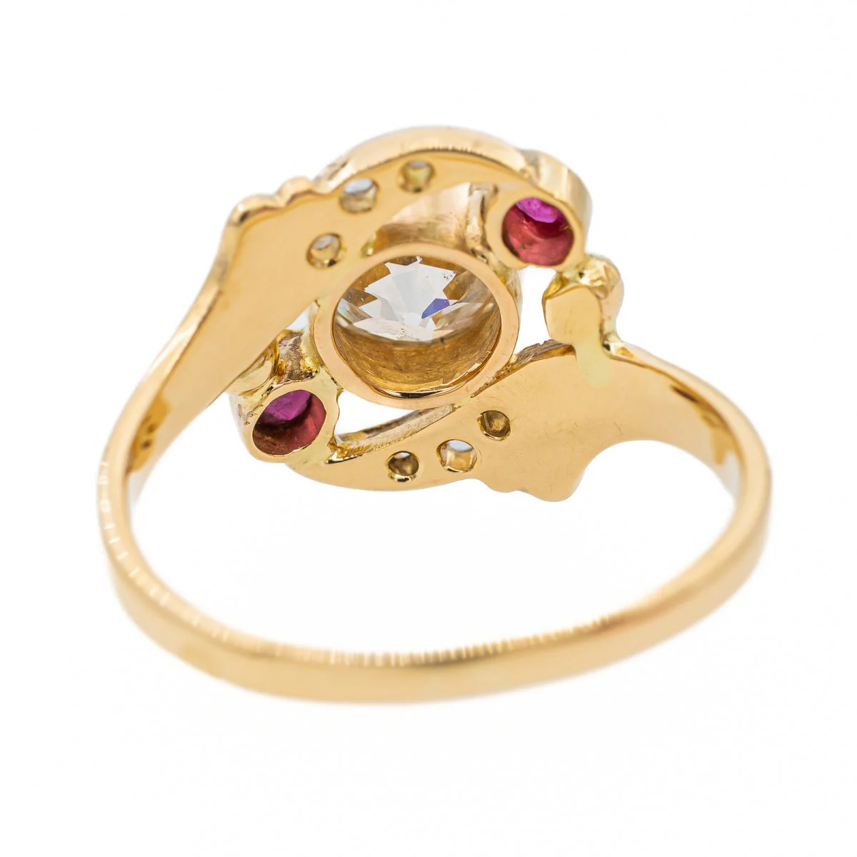 Bague en or jaune, rubis et diamant - Image 5