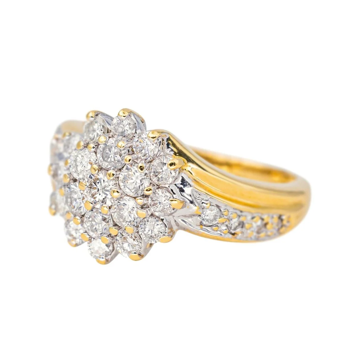 Bague Pavée en or jaune et diamants - Image 3