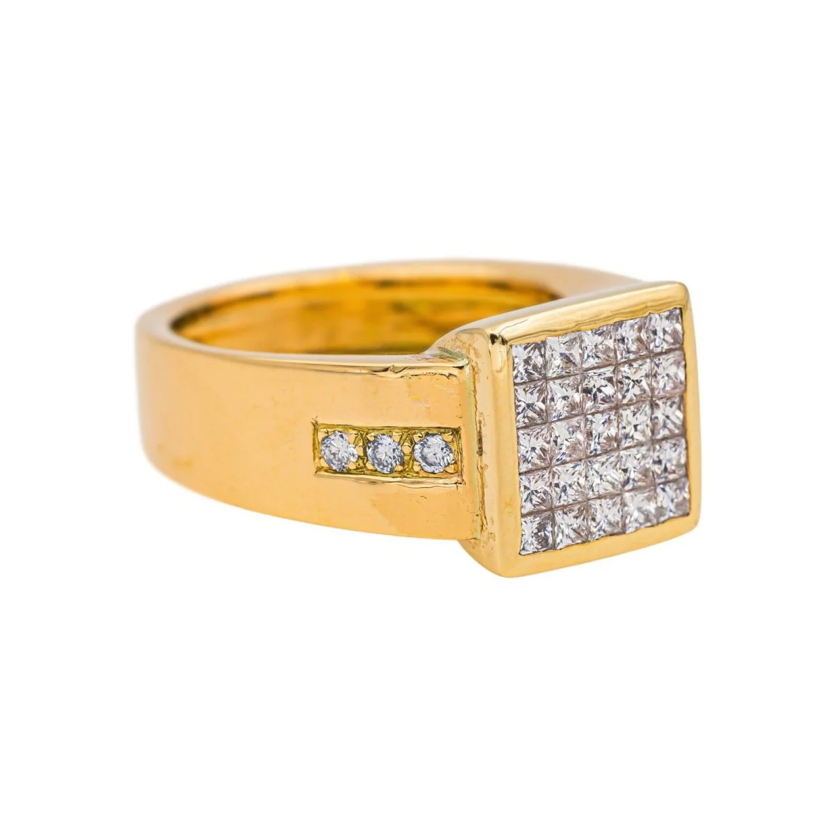 Bague Pavée en or jaune et diamant - Image 6
