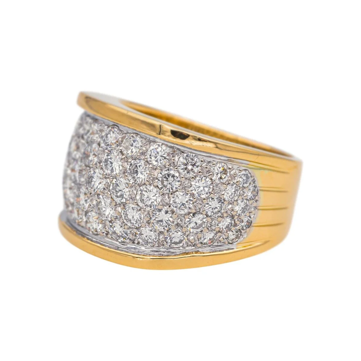 Bague Pavée en or jaune et diamants - Image 4