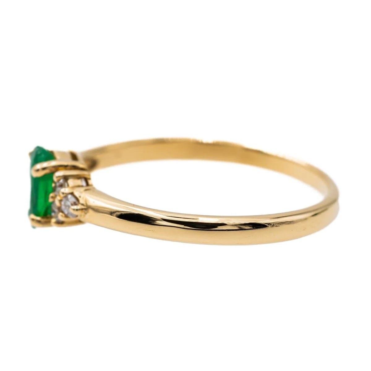 Bague en or jaune, émeraude, et diamant - Image 4