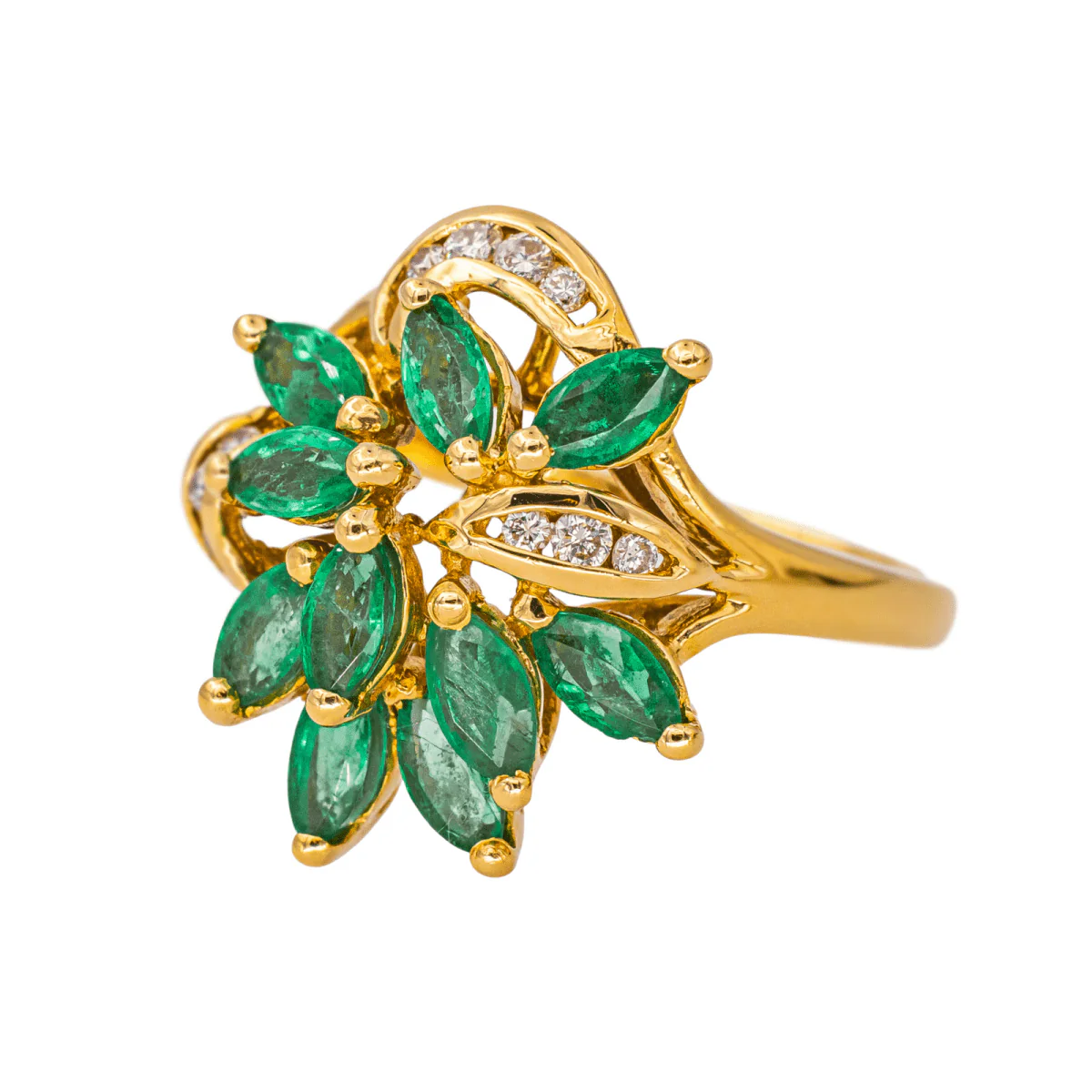 Bague Cocktail en or jaune, émeraudes et diamants - Image 3