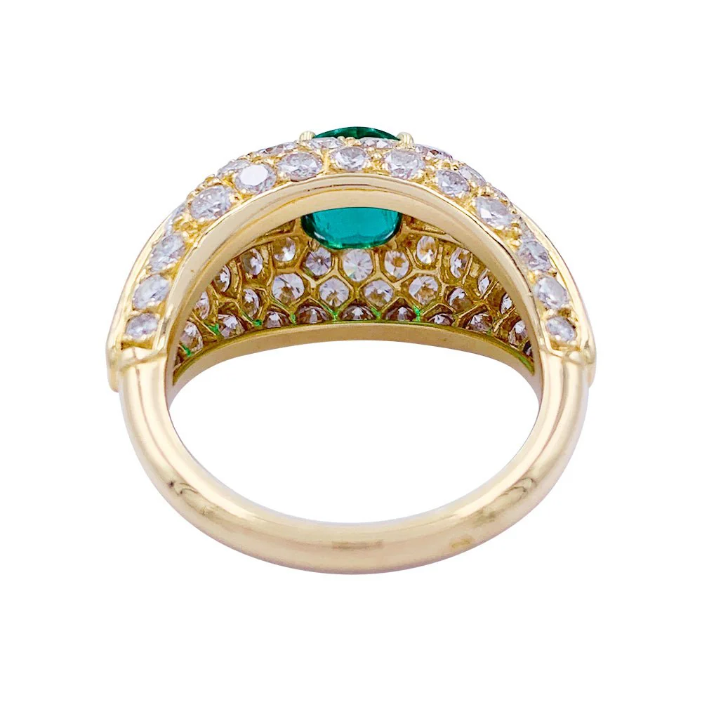 Bague or jaune, émeraude et pavage diamants - Image 5