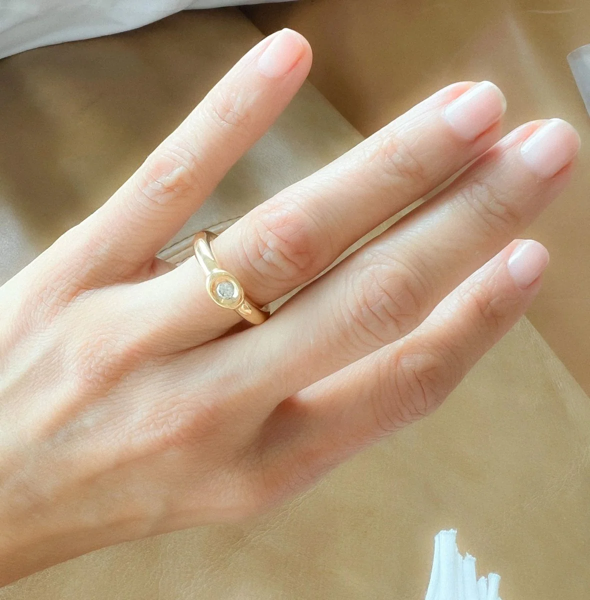 Bague CHAUMET en or jaune et diamant - Image 8