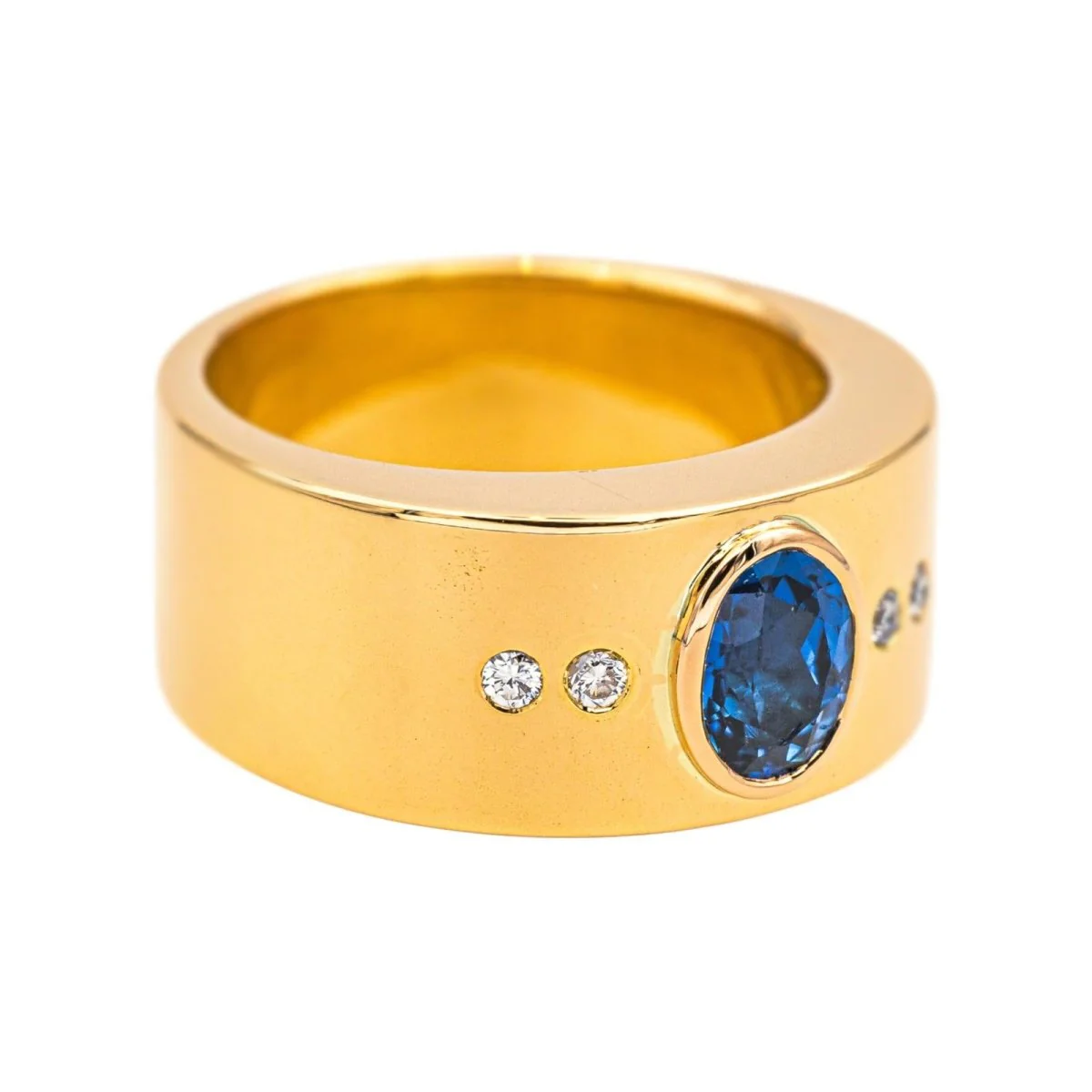 Bague Bandeau en or jaune, saphir et diamants - Image 6