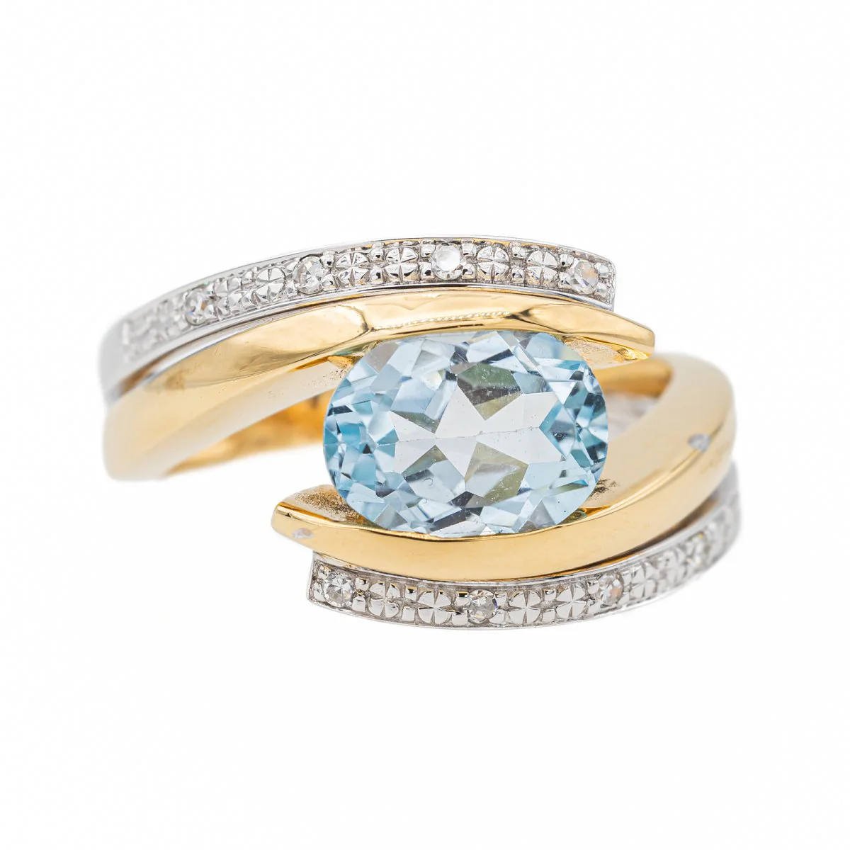 Bague en or blanc, or jaune, topaze et diamants