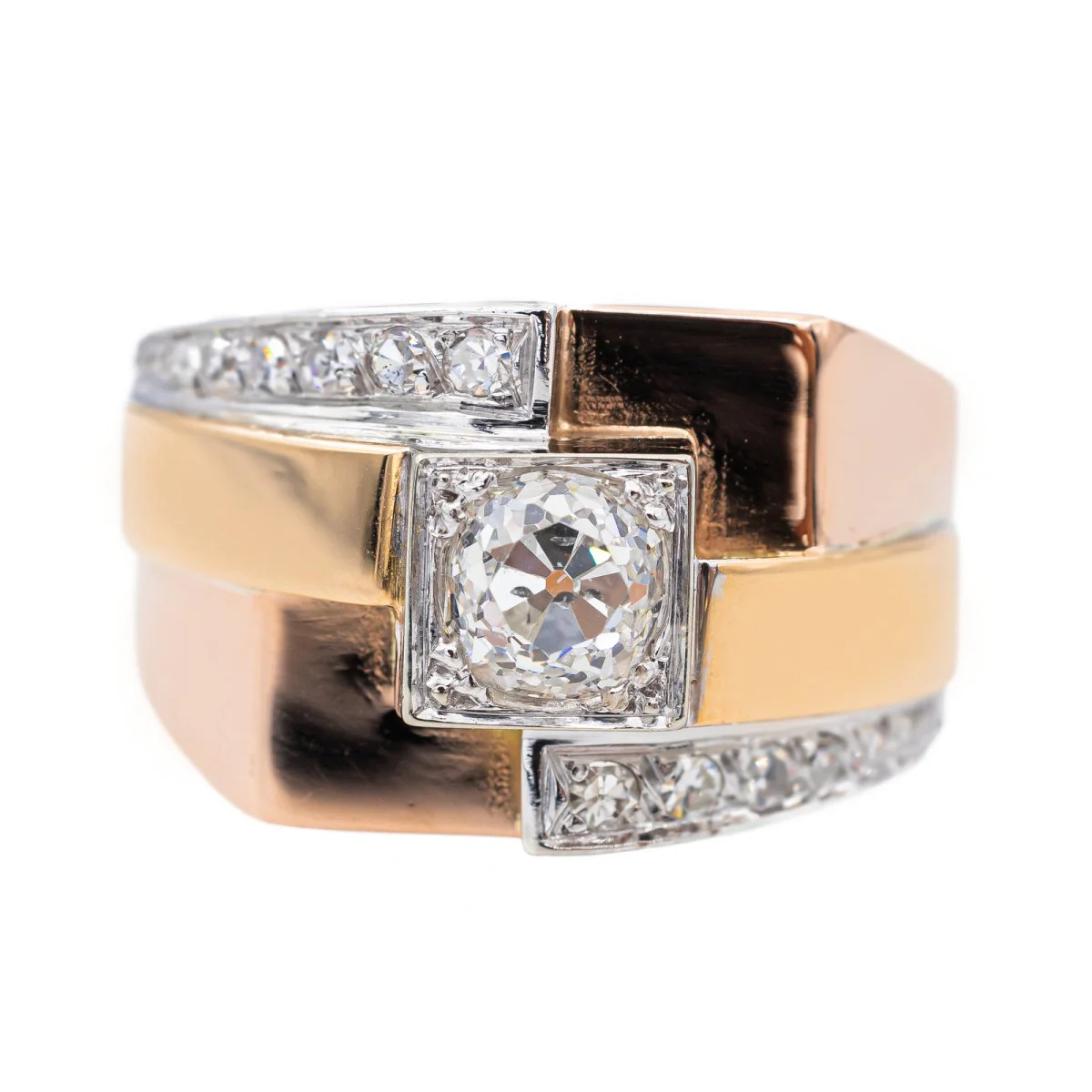 Bague en or jaune, or rose, platine et diamants