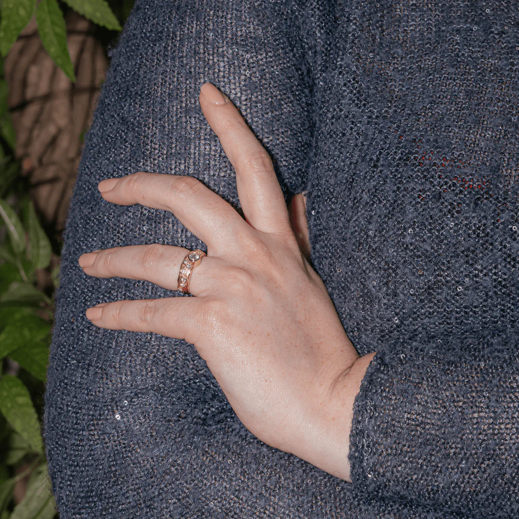 Bague en or rose et diamants - Image 2