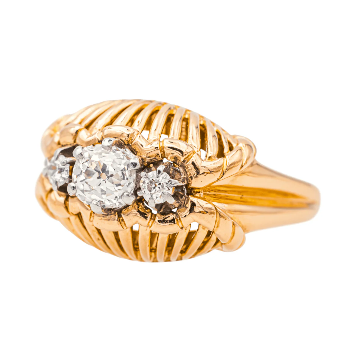 Bague Dôme en or jaune, platine et diamants - Image 3