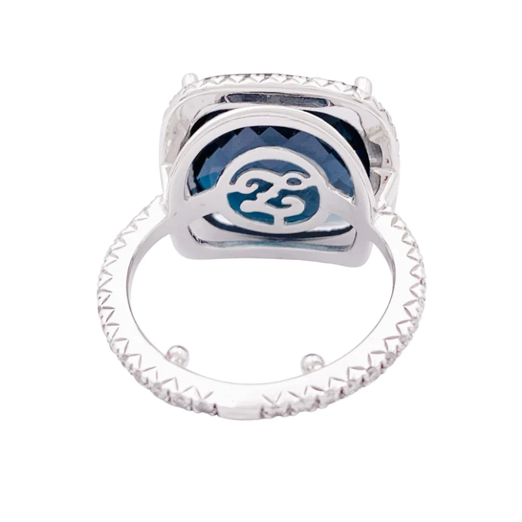 Bague en or blanc, topaze bleue et diamants - Image 4