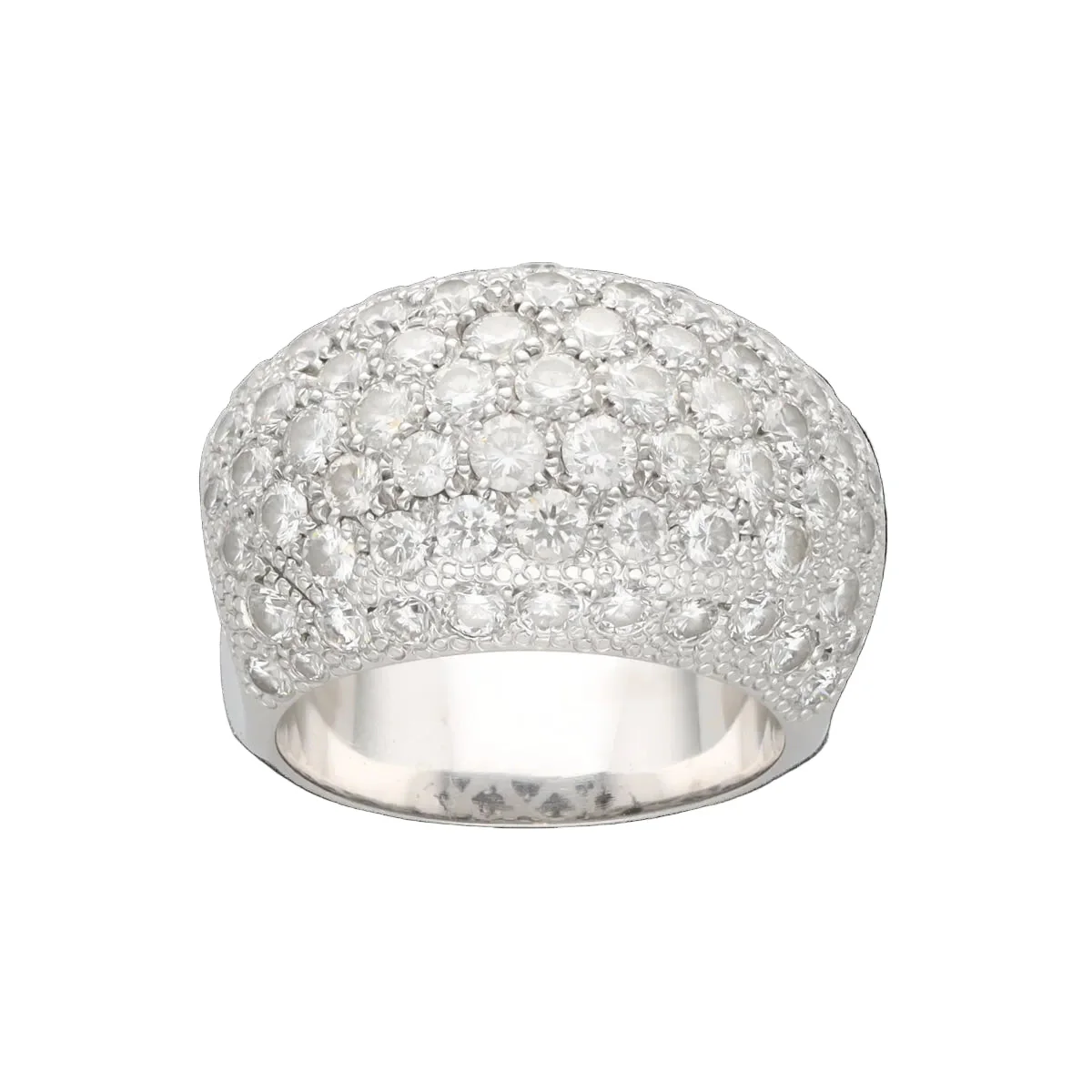 Bague Pavée en or blanc et diamants
