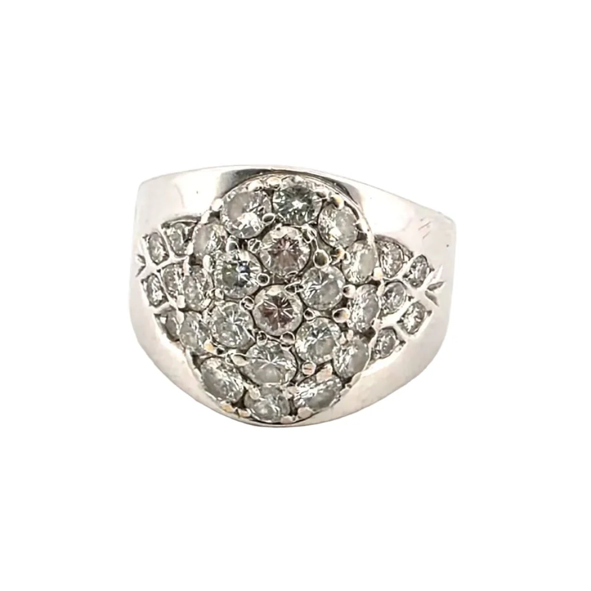Bague Pavée en or blanc et diamants