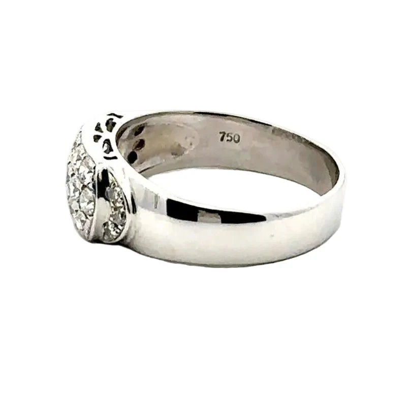 Bague Pavée en or blanc et diamants - Image 3