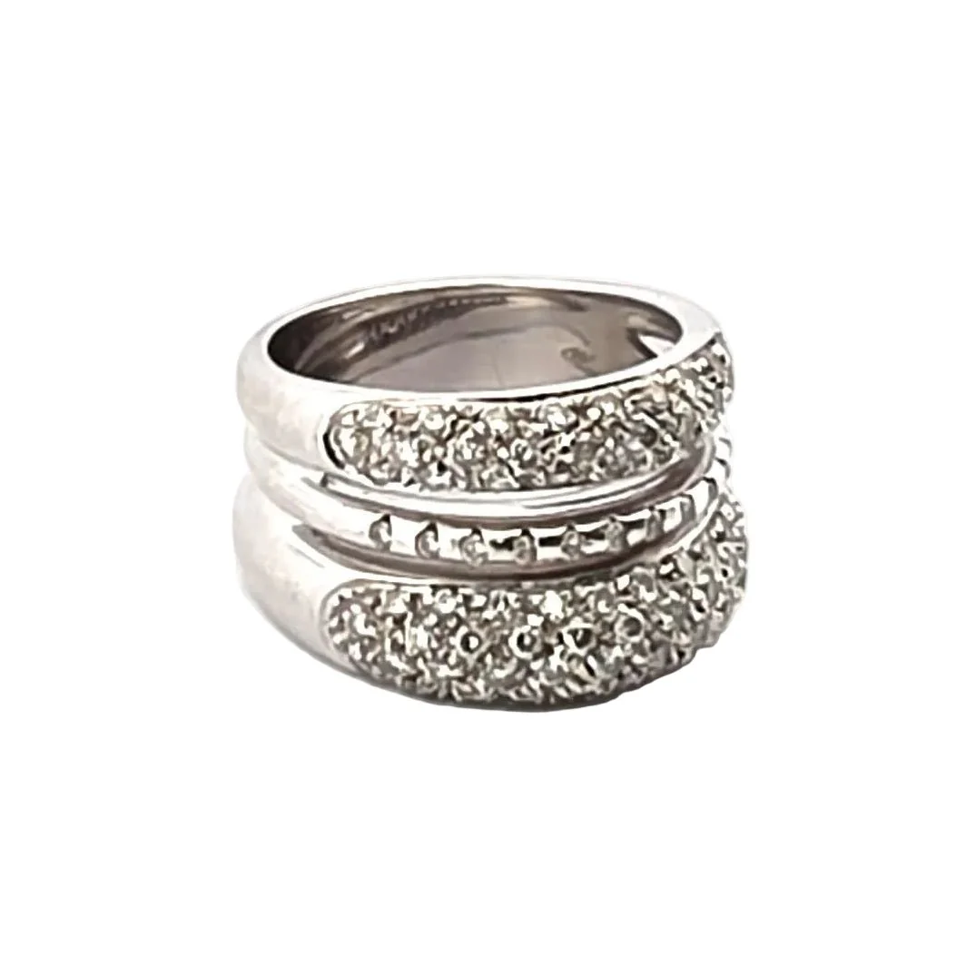 Bague Pavée en or blanc et diamants - Image 4