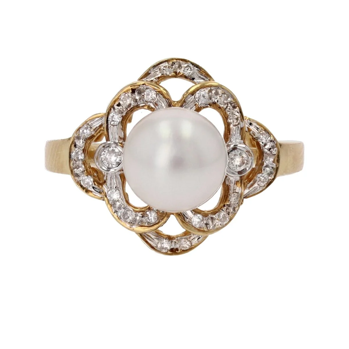 Bague Marguerite en or jaune, perle et diamants