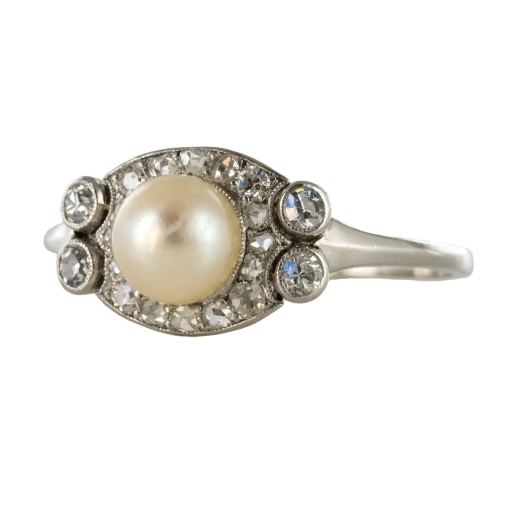 Bague Entourage en platine, perle et diamants - Image 3