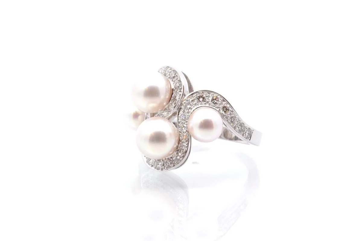 Bague perles et diamants en or