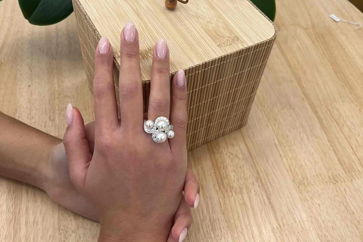 Bague perles et diamants en or - Image 2