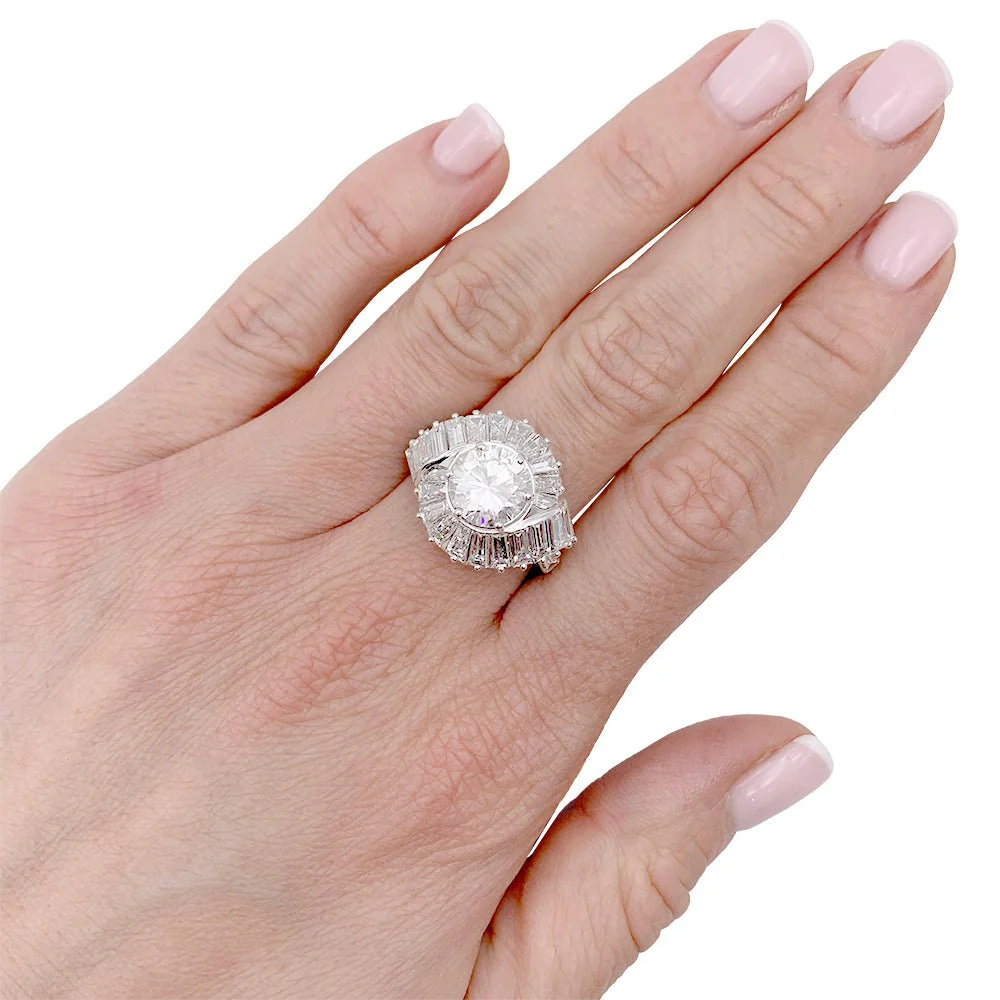 Bague Cocktail en platine et diamants - Image 6