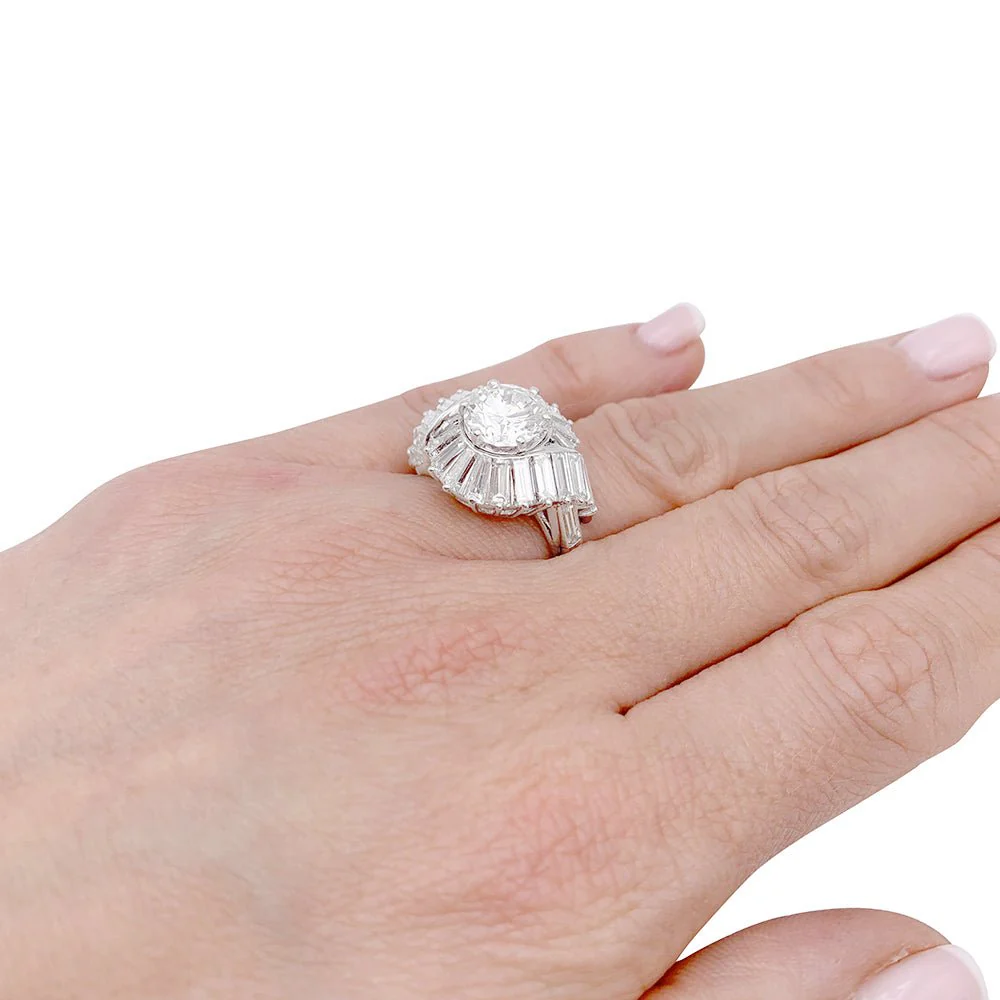 Bague Cocktail en platine et diamants - Image 7