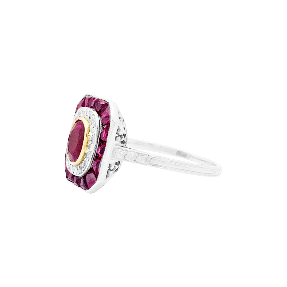 Bague Pompadour en or jaune, platine, rubis et diamants - Image 3