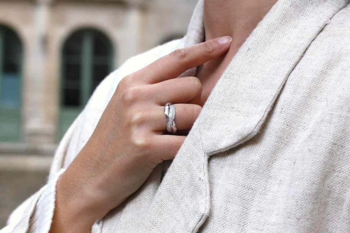 Bague Poiray "Tresse" diamants en or blanc 18k - Image 5