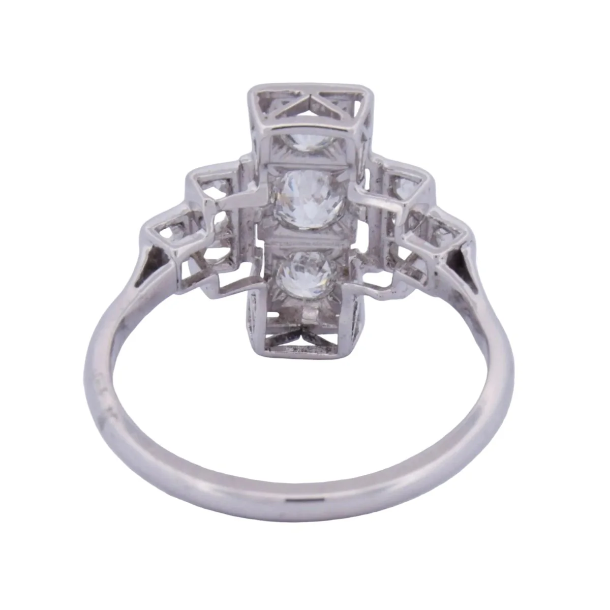 Bague Pompadour en or blanc et diamants - Image 3