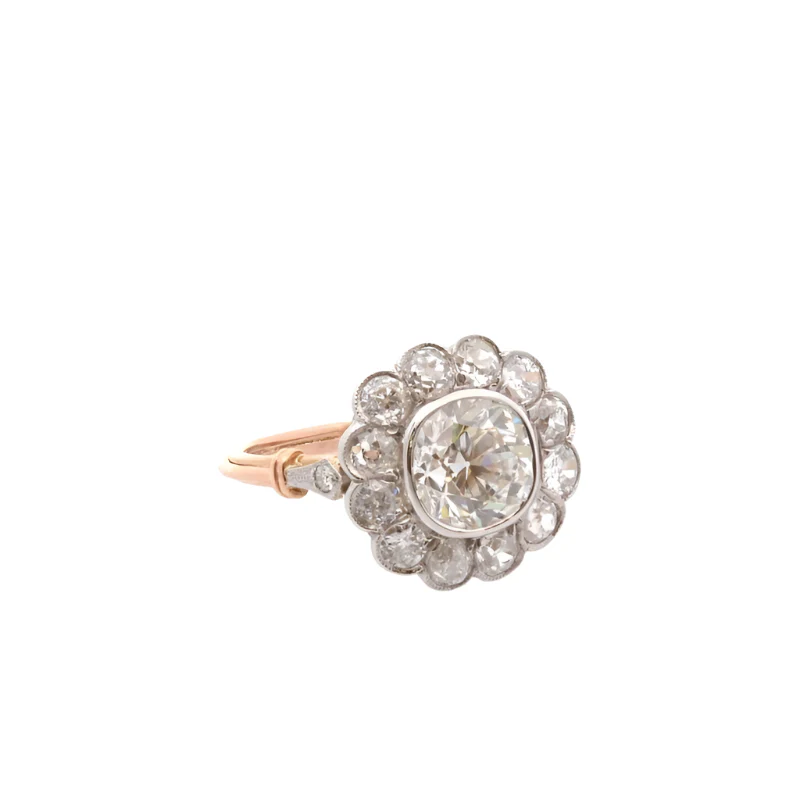 Bague Pompadour en or jaune, platine et diamants - Image 2