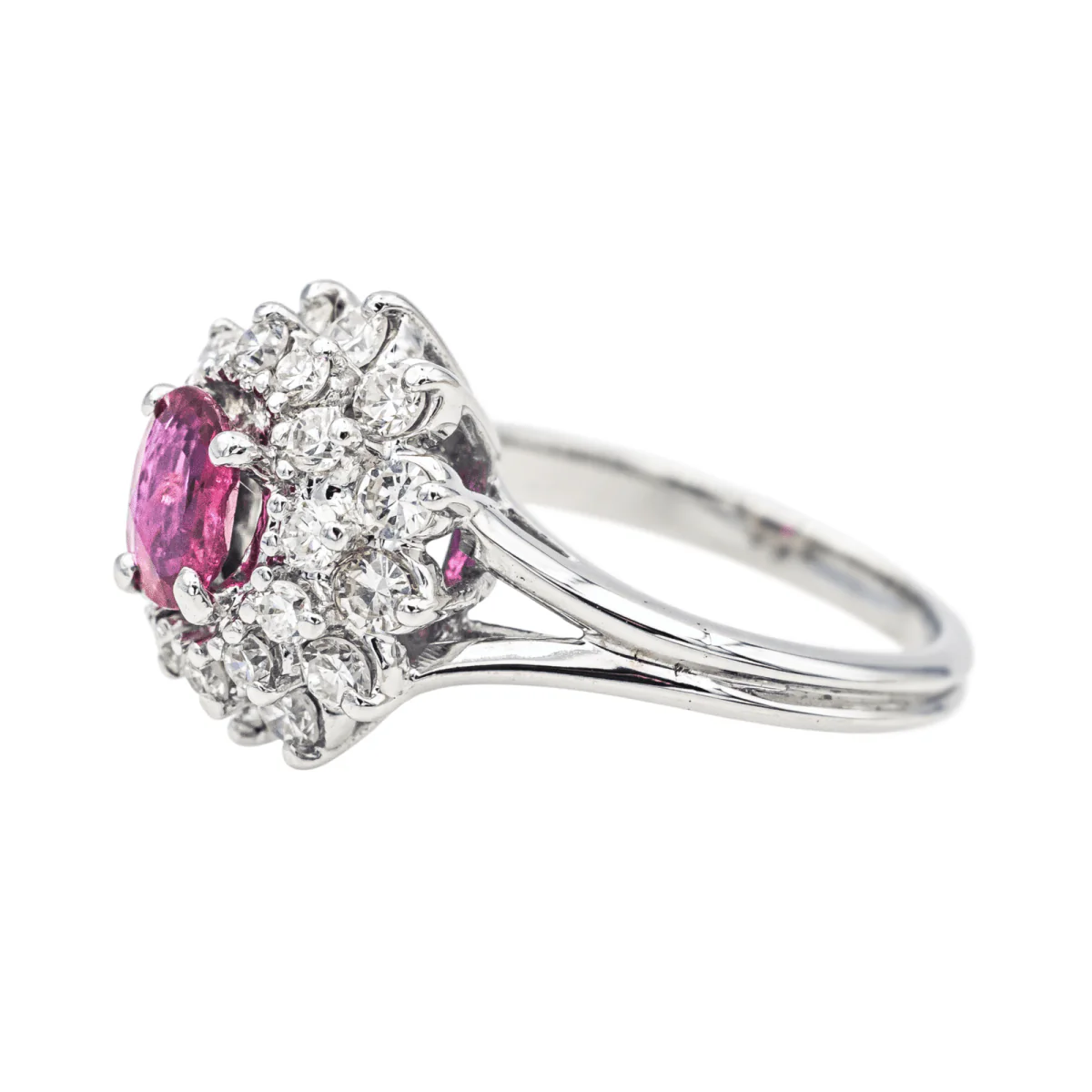 Bague Pompadour en or blanc et rubis - Image 4