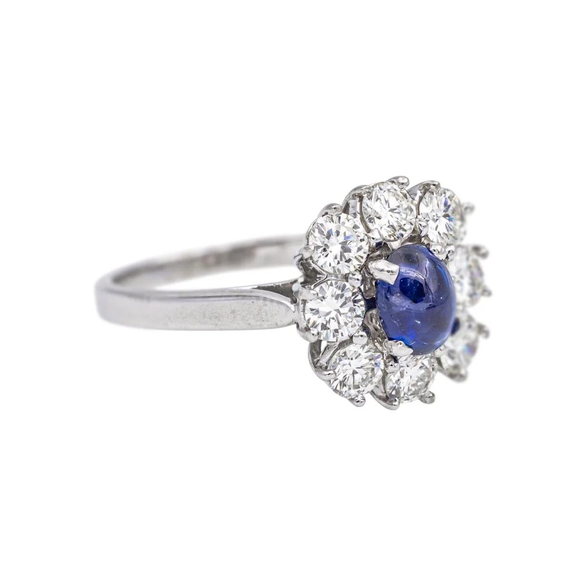 Bague Pompadour en or blanc, saphir et diamants - Image 6