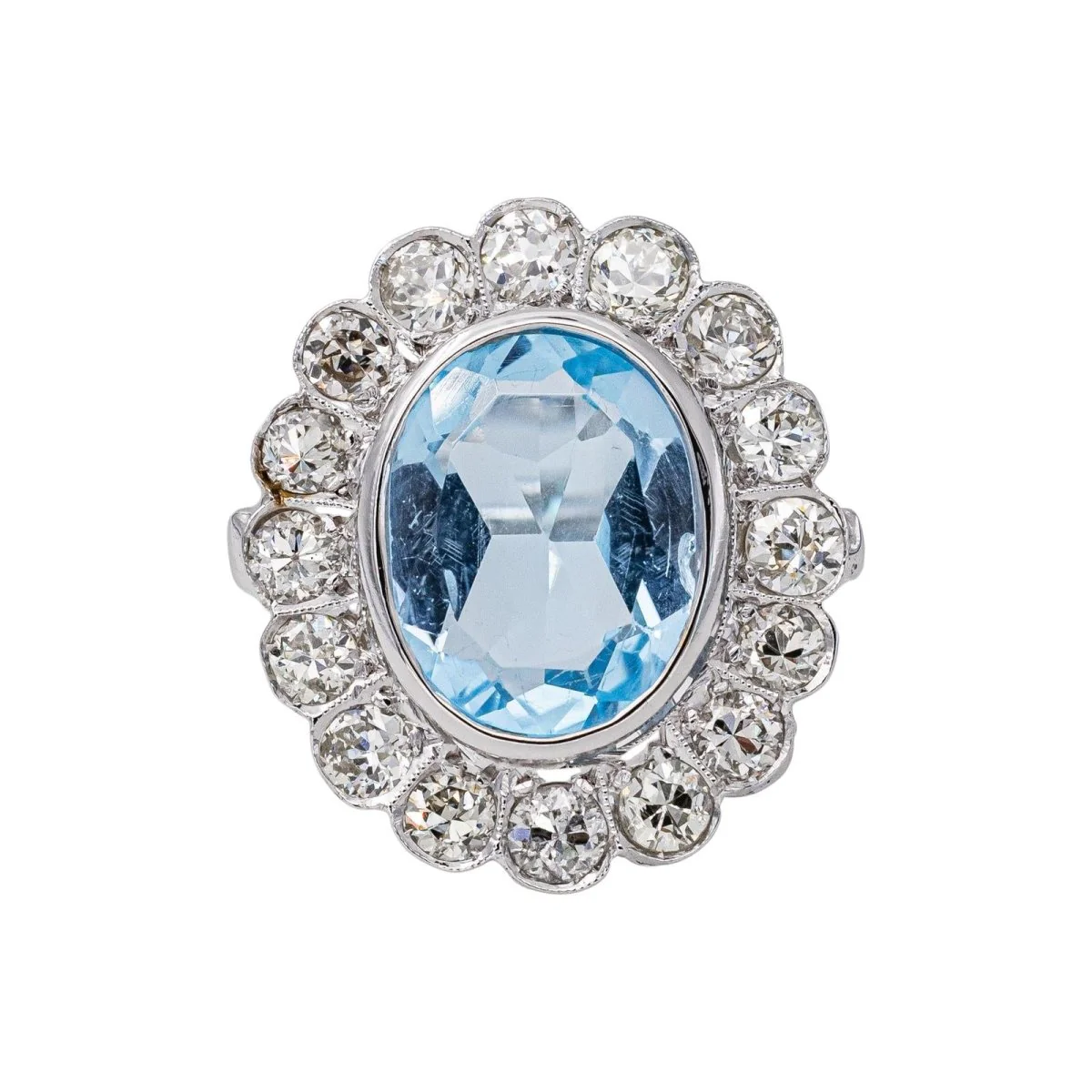 Bague Pompadour en or blanc, topaze et diamants
