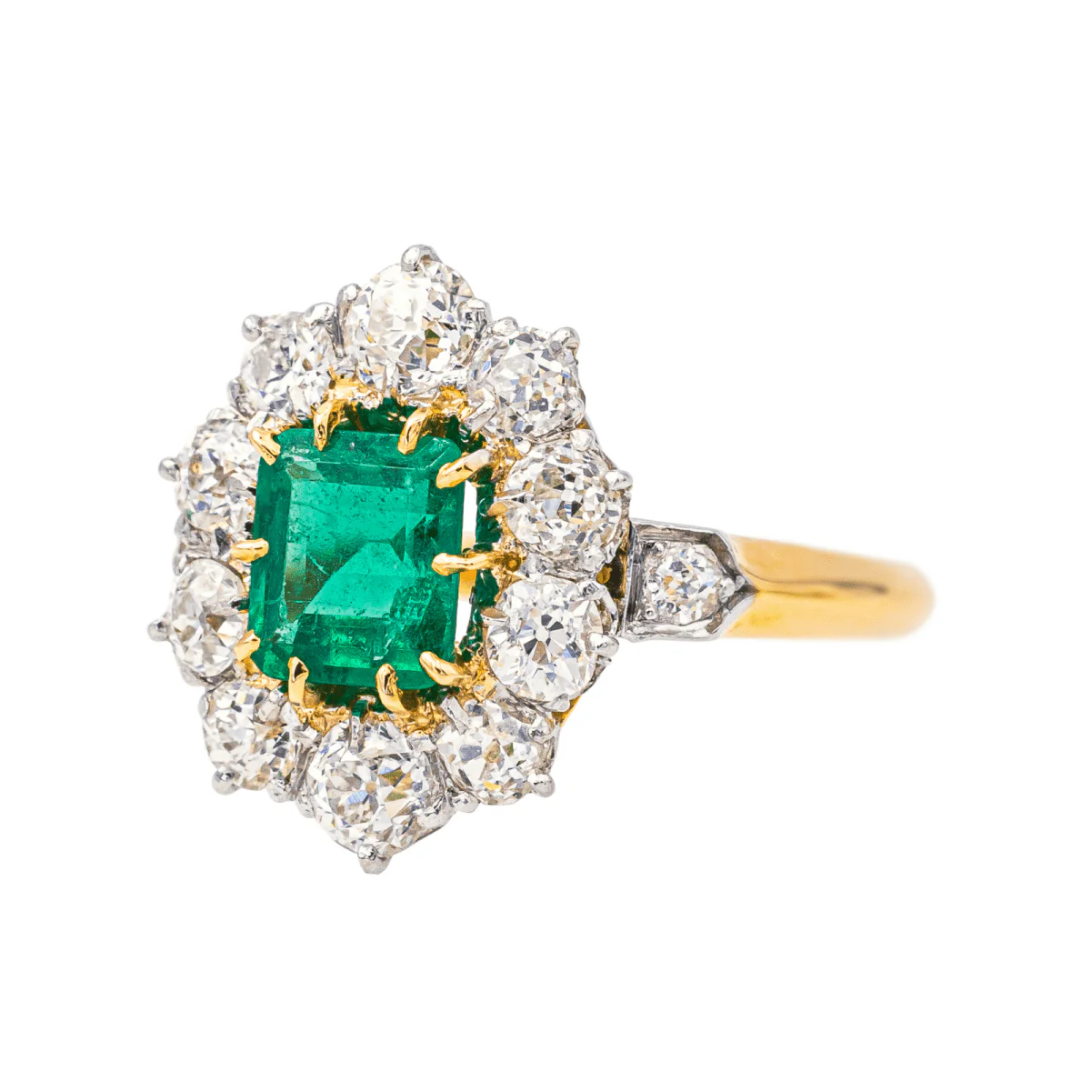 Bague Pompadour en or jaune, émeraude et diamants - Image 3