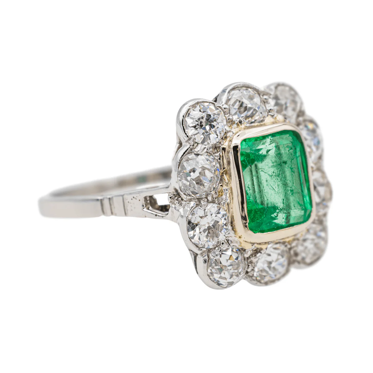 Bague Pompadour en platine et émeraude - Image 6