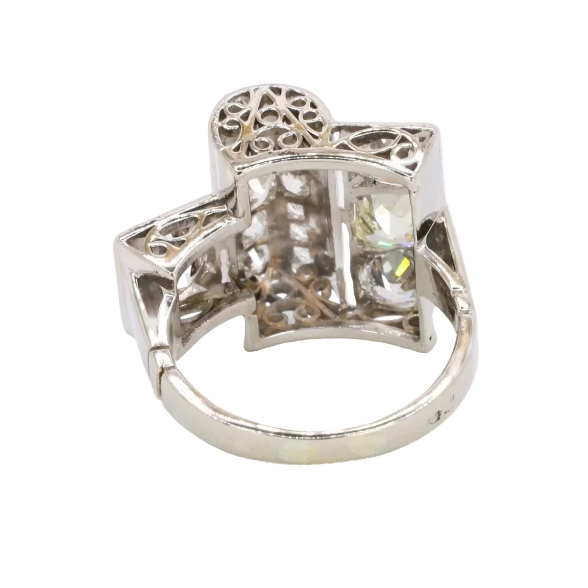Bague Tank en or blanc, platine et diamants - Image 4