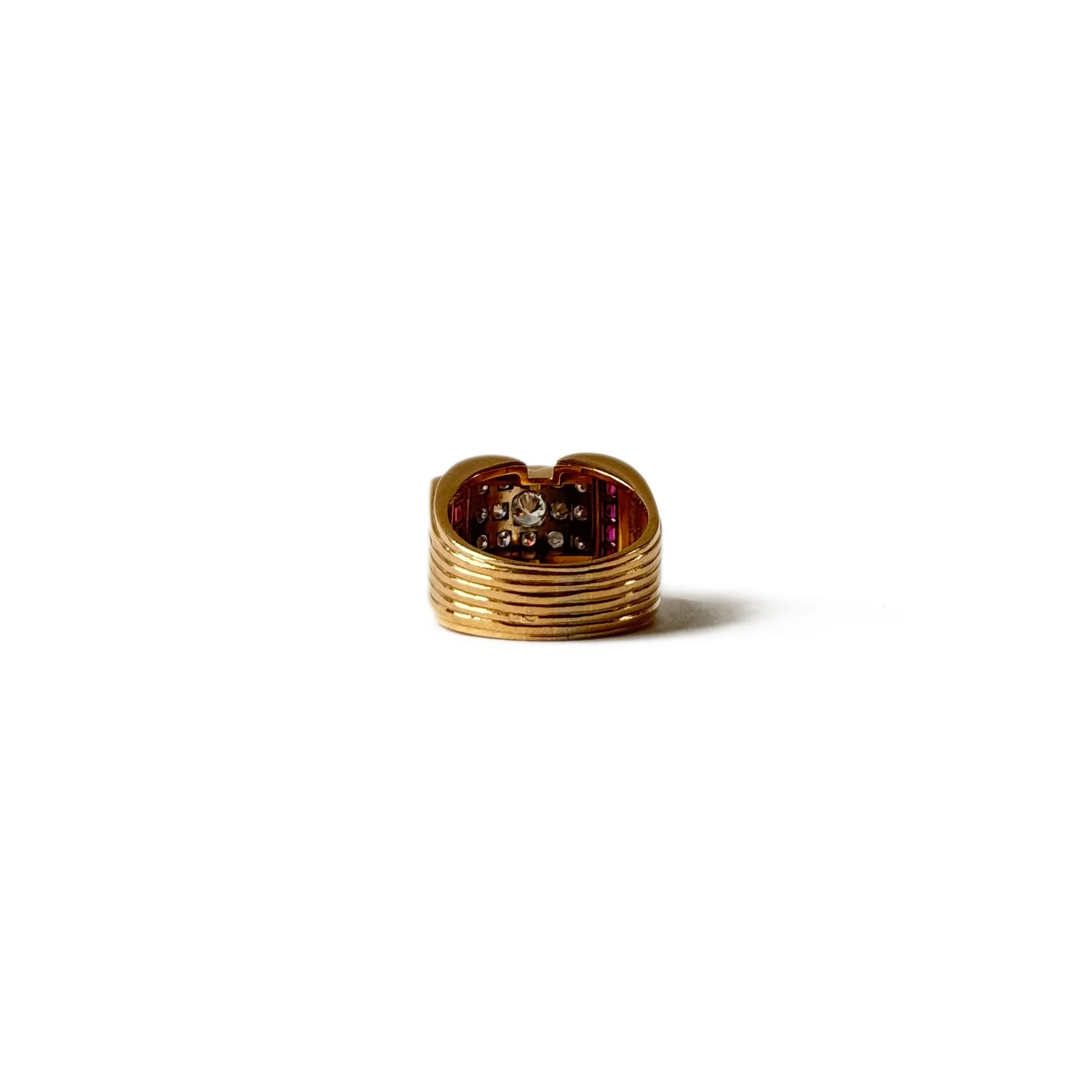 Bague Tank rouleau en or jaune et platine avec diamants et rubis synthétiques - Image 5