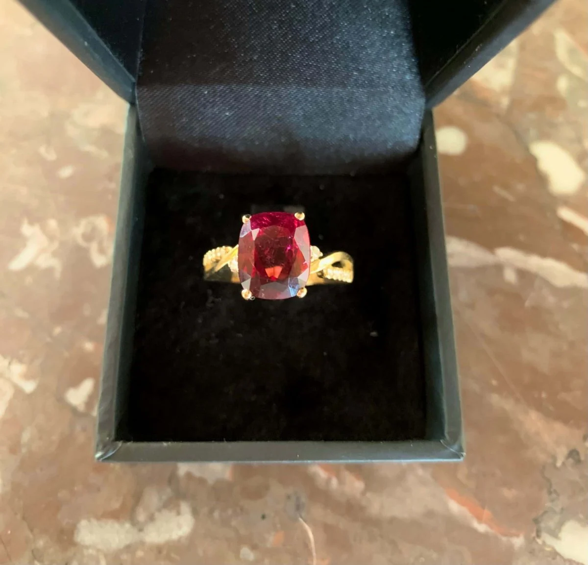 Bague Rubellite 4.16 Carats Diamants Or Jaune 18 Carats - Image 5